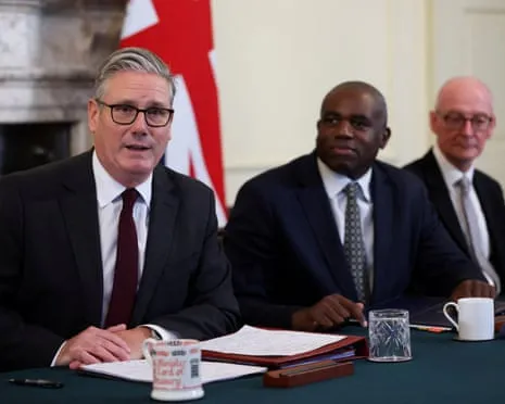 Starmer to Chair Cabinet Session As Growing Pressure After Departure of Key Staffer